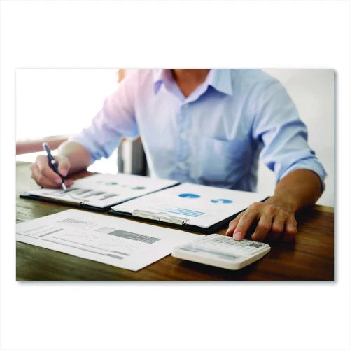 Universal Copy Paper, 92 Bright, 20 lb Bond Weight, 11 x 17, White, 500 Sheets/Ream, 5 Reams/Carton (UNV28110)