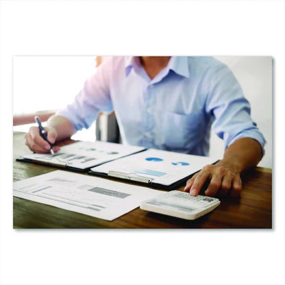Universal Copy Paper, 92 Bright, 20 lb Bond Weight, 11 x 17, White, 500 Sheets/Ream, 5 Reams/Carton (UNV28110)